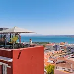Monte Belvedere Hotel By Shiadu Lisbon