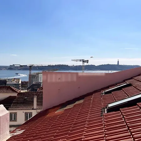 Monte Belvedere By Shiadu Lisbona