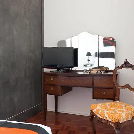 Monte Belvedere By Shiadu Lisbona