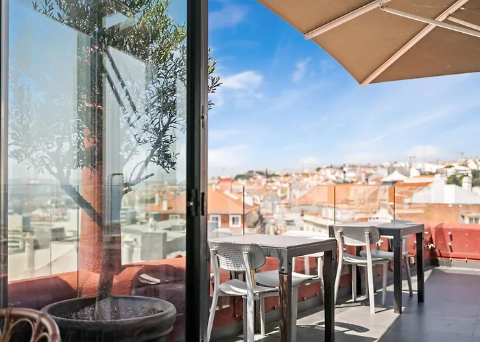 Monte Belvedere By Shiadu