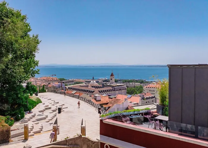 Monte Belvedere By Shiadu Lissabon