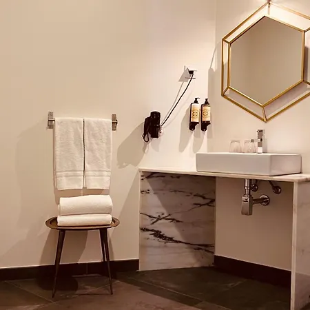 希尔都蒙特贝尔韦代雷酒店 3*